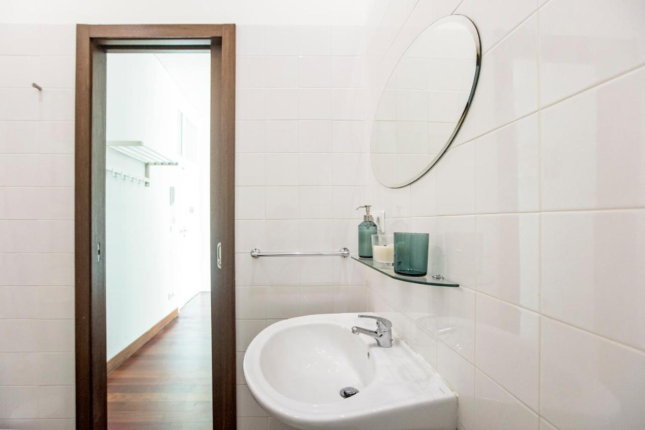Bonjardim Studio W/ Balcony By Lovelystay Porto Exterior photo