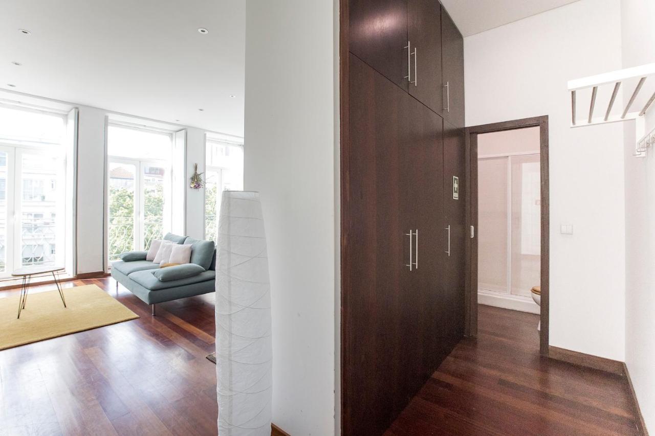 Bonjardim Studio W/ Balcony By Lovelystay Porto Exterior photo